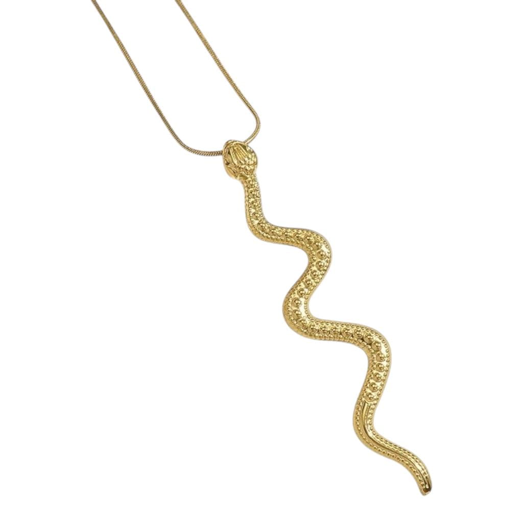 Halskette aus Gold mit gravierter Schlange