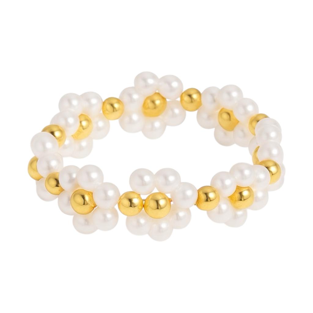 Pierścionek subtelny urok perełek